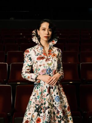 Erika Toda Instagram - GUCCIの新アーティスティック・ディレクター デムナによる、初めてのコレクション「La Famiglia」にインスパイアされ、スパイク・ジョーンズとハリナ・ラインにより制作された短編映画『The Tiger』の特別上映イベントにお邪魔しました。
ファッションと芸術そして哲学を、音楽と共に強い没入感に誘い、自分のリアルな世界観を忘れさせられるような作品でした。

デムナが手がけた最新コレクションは、店頭にて実際にご覧いただけます。
ぜひこの機会にショップへ足を運んでみてください。

@GUCCI
#GucciLaFamiglia
#GucciTheTiger
#PR
