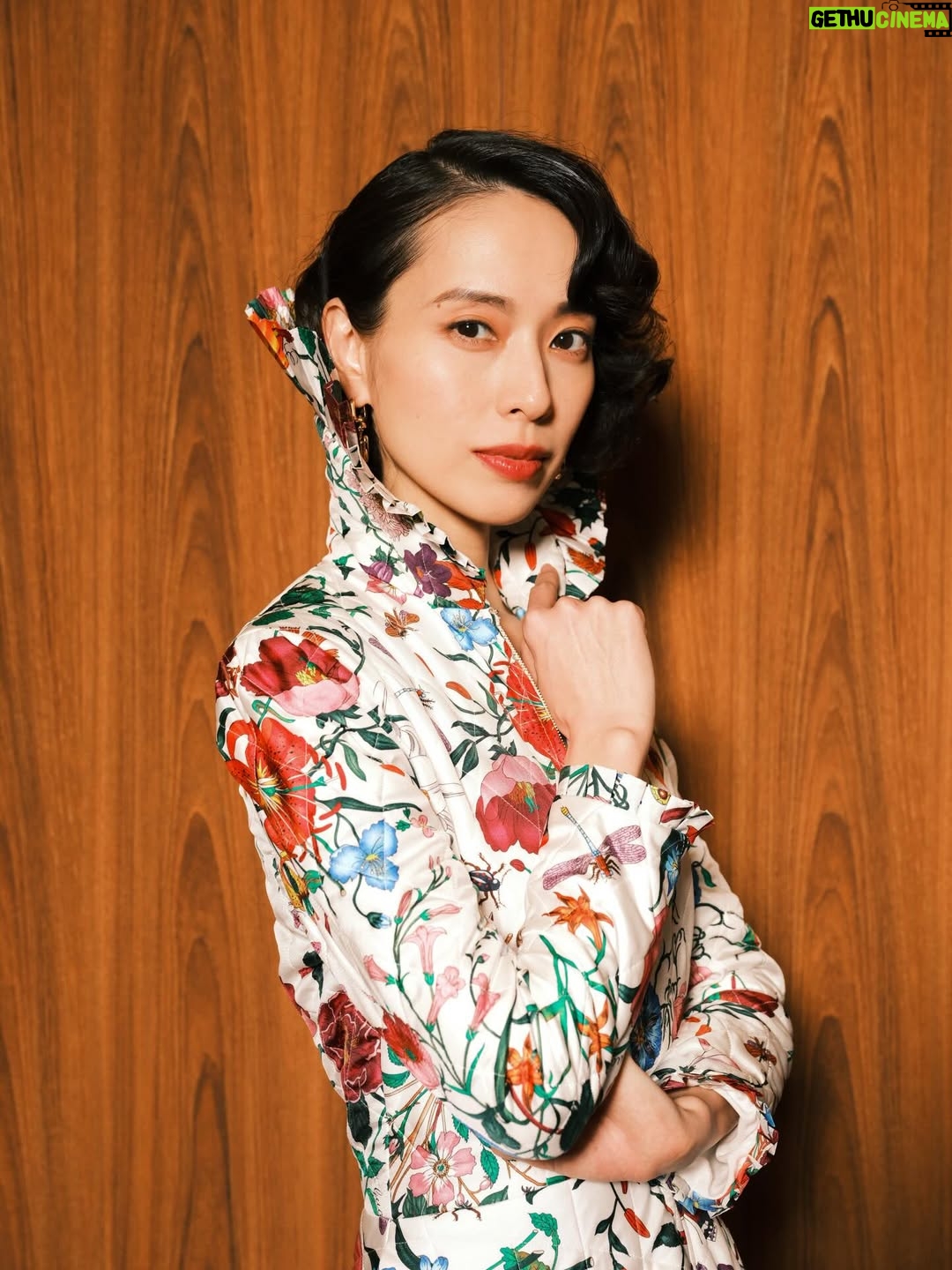 Erika Toda - 107.7K Likes - GUCCIの新アーティスティック・ディレクター デムナによる、初めてのコレクション「La Famiglia」にインスパイアされ、スパイク・ジョーンズとハリナ・ラインにより制作された短編映画『The Tiger』の特別上映イベントにお邪魔しました。
ファッションと芸術そして哲学を、音楽と共に強い没入感に誘い、自分のリアルな世界観を忘れさせられるような作品でした。

デムナが手がけた最新コレクションは、店頭にて実際にご覧いただけます。
ぜひこの機会にショップへ足を運んでみてください。

@GUCCI
#GucciLaFamiglia
#GucciTheTiger
#PR