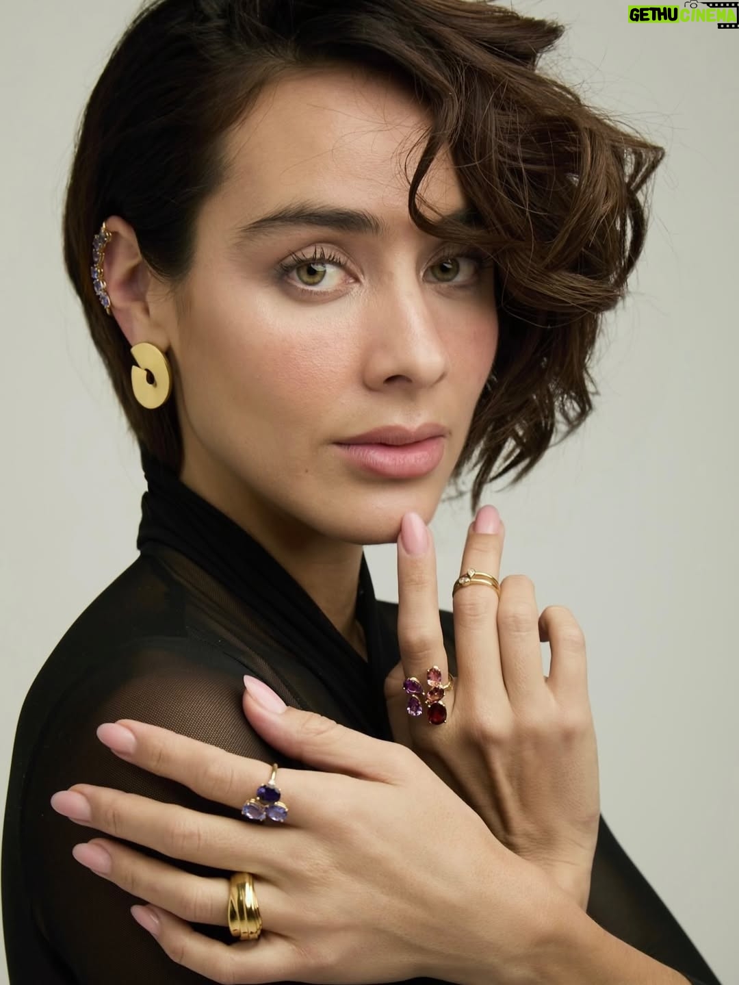 Esmeralda Pimentel - 20.7K Likes - Discover TOUS Atelier with our Mexican ambassador, Esmeralda Pimentel: where every gem holds a story and every creation celebrates the beauty of detail ✨ 

Crafted in 18kt gold, natural gemstones, and diamonds, each piece is designed to accompany you through life’s everyday moments.