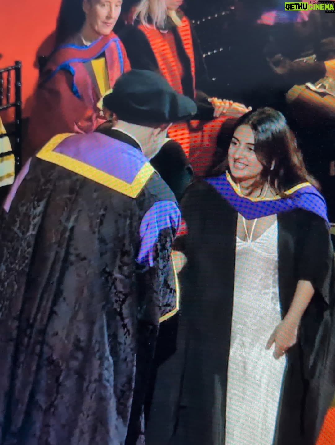 Esther Anil - 226.7K Likes - A couple of years back, I was on a train when my dad called me to say he had met someone whose daughter was going to the London School of Economics. He said it would be great if I could connect with her, maybe someday I could look at applying there too.

I told him, honestly, are you kidding me? That was way too big a fish for us to catch. I didn’t even dream of going there back then. I didn’t say it out loud, but in my head I thought lol, my dad is a fool with such unrealistic dreams.

Cut to today, here I am, his daughter, standing in front of the London School of Economics, graduated in International Development.

There is so much magic in life.

To my parents, whom I didn’t even tell I got into LSE at first, because I knew they wouldn’t be able to afford it. Both my brothers were already on student loans. I didn’t have that kind of money either. No matter what grants or help you get, it still felt like an expensive decision.

All they said was, We know how much you want this. Money will come. You are going.

My parents have flaws, and I do call them out from time to time. But what I can never ignore is how deeply they show up for their children. They will go to any extent for us. Sometimes it’s scary. But as children, as human beings, that’s what you want, parents who stand by you even if hell breaks loose.

Thank you, Appa and Amma.
Thank you for teaching me to dream, and to chase those dreams.
Thank you for loving me the way you do.

Last week, in a media interview, I said,
“I got into the world’s best university only to feel like the biggest failure.”

Getting in was not the hardest part after-all. Competing with some of the best minds in the world, and with yourself, your imposter syndrome, was.

I’m glad I made it. Certainly not alone.

LSE challenged me in ways I never imagined. Understanding the causes of things, as they call it, has become a way of life, learning to look at everything from multiple dimensions. It made me turn deeper into something I’ve been passionate about for years, women and power.

[Continued in the comments below]