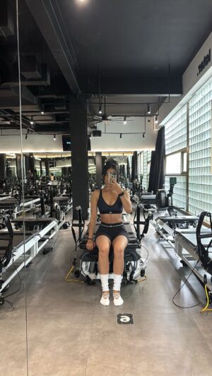 Eva Celia Instagram - Movement through the week. 

@alo #aloindonesia