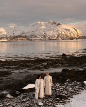 Eva Marisol Gutowski Instagram - Norwegian photographer and actor @olav proposed to @mylifeaseva in the stark, spellbinding landscape of Lofoten. At the link in bio, the couple reveal the story behind the proposal, the ring and their engagement shoot, exclusively with @voguescandinavia.

Photos by Hakon Jorgensen @hakonjorgensen
Words by @claremcy
