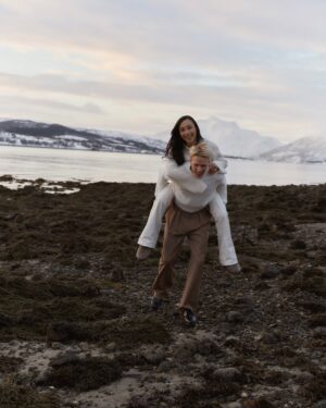 Eva Marisol Gutowski Instagram - Norwegian photographer and actor @olav proposed to @mylifeaseva in the stark, spellbinding landscape of Lofoten. At the link in bio, the couple reveal the story behind the proposal, the ring and their engagement shoot, exclusively with @voguescandinavia.

Photos by Hakon Jorgensen @hakonjorgensen
Words by @claremcy