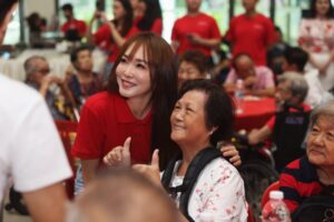 Fann Wong Instagram - What a beautiful day of giving. ❤️ My gratitude is immense, but it must start in one special place.

To my FFC family: For nine amazing years, your love and devotion have been the very reason I can do this work. You are my rock.

To CGP: Thank you for three fantastic years of partnership and support.

This event, and every smile we created, exists because of you. My heartfelt thanks also to:
• CaterWow for the delicious feast.
• Kebun Baru CC and Mr. Henry Kwek for the wonderful venue and kind support.
• Sigma Quartet & all performers.
• My mom, my family & extended family – sorry I missed some hellos! 😣
• My husband, for your constant support. 
• My son, for your pure-hearted participation since age 6.

You all warmed countless hearts through your kindness.

@thesquarebox__ Thank you for the beautiful moments ♥️
@aiainbaby 
@fannaticfannclub 
@cgppersonnel 
@caterwow.sg 
@ourkebunbaru 
@henrykweksg 
@fannchewhc 
@thesigmaquartet 
@wenqingfann 
@