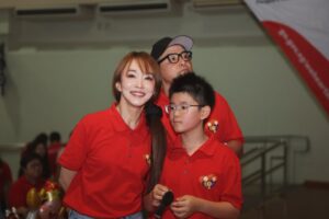 Fann Wong Instagram - What a beautiful day of giving. ❤️ My gratitude is immense, but it must start in one special place.

To my FFC family: For nine amazing years, your love and devotion have been the very reason I can do this work. You are my rock.

To CGP: Thank you for three fantastic years of partnership and support.

This event, and every smile we created, exists because of you. My heartfelt thanks also to:
• CaterWow for the delicious feast.
• Kebun Baru CC and Mr. Henry Kwek for the wonderful venue and kind support.
• Sigma Quartet & all performers.
• My mom, my family & extended family – sorry I missed some hellos! 😣
• My husband, for your constant support. 
• My son, for your pure-hearted participation since age 6.

You all warmed countless hearts through your kindness.

@thesquarebox__ Thank you for the beautiful moments ♥️
@aiainbaby 
@fannaticfannclub 
@cgppersonnel 
@caterwow.sg 
@ourkebunbaru 
@henrykweksg 
@fannchewhc 
@thesigmaquartet 
@wenqingfann 
@