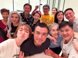 Fann Wong Instagram - A husband who knows his way around a wok. 👨‍🍳 Add some great wines from our favorite people, and you’ve got the perfect local feast♥️♥️♥️

@aiainbaby