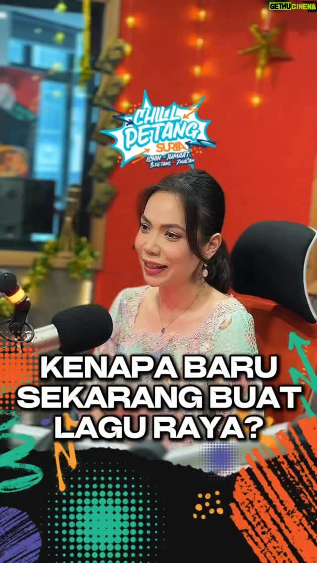 Farahdhiya - 169 Likes - Lepas 22 tahun, akhirnya dapat juga lagu raya untuk @farahdhiya_fd 😍 Betul kata @farahdhiya_fd Kena lah ada satu lagu raya kan bila dah lama menetap dalam industri ni.

#chillpetangsuria #suriamalaysia #SuriaMuzikdanJiwa