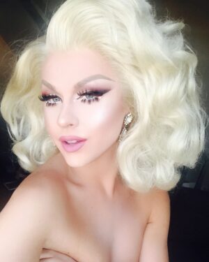 Farrah Moan Instagram - 2016; we had anastasia beverly hills Dip Brow, facetune and a dream 💖 how has it been 10 years? 2016 was the year i moved to vegas, sent my audition tape to Rupauls drag race, filmed it, and the rest has been history 💕 what a ride ! lil 22 yr old me kinda ate tho 💅🏻