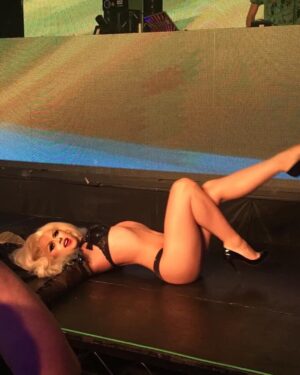 Farrah Moan Instagram - 2016; we had anastasia beverly hills Dip Brow, facetune and a dream 💖 how has it been 10 years? 2016 was the year i moved to vegas, sent my audition tape to Rupauls drag race, filmed it, and the rest has been history 💕 what a ride ! lil 22 yr old me kinda ate tho 💅🏻