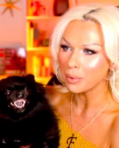 Actress Farrah Moan HD Photos and Wallpapers April 2025
