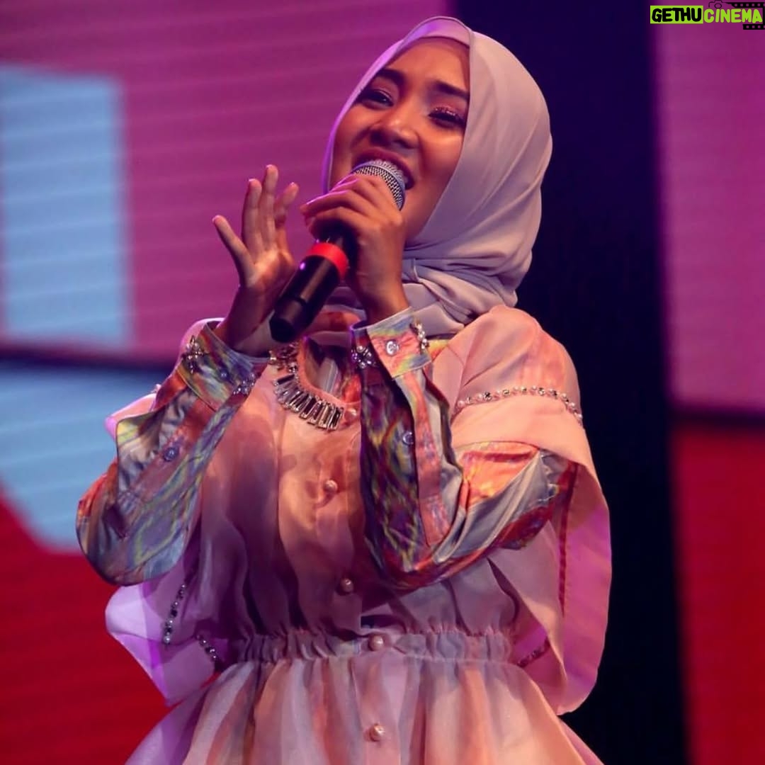 Fatin Shidqia - 32K Likes - emang 2016 itu 10 tahun lalu? aku kira 8x8 6x4