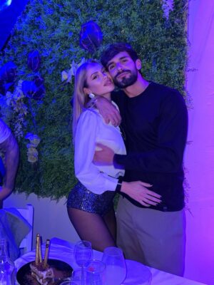 Federica Morello Instagram - vi posto un dumpino di sabato scorsoooo
🖤 nuova bag di @gioena.it