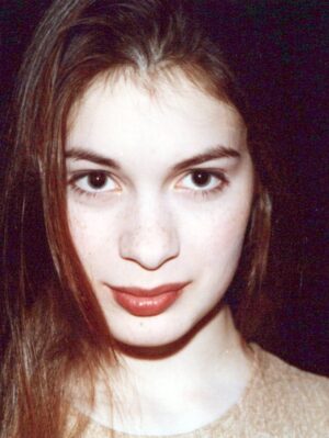 Felicia Day Instagram - Photos I sent into a modeling contest at age 14. They did not call me. #throwbackthursday a
Also what is this outfit!!??????