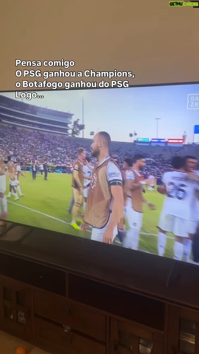 Fernanda Colombo - 5.8K Likes - Ta certo isso? 🧐
