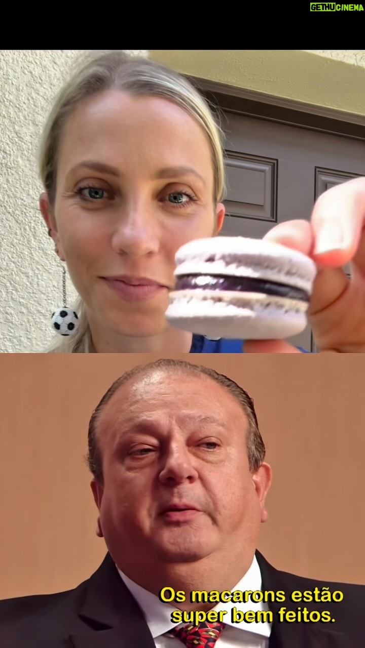 Fernanda Colombo - 31.1K Likes - Quem mais ama macaron? 🇫🇷 🤩
Macaron:
140g de açúcar 
100g de clara
125g de farinha de amêndoa
125g de açúcar de confeiteiro
.
130•C 20min
.
Ganache
150g de mirtilo
2 colheres de açúcar 
Limão espremido (pode colocar um pouco de água também na hora de cozinhar a geleia)
1 barra de chocolate branco
.
Mixar a geleia com o chocolate derretido.
. 
Qual outra receita querem ver por aqui?