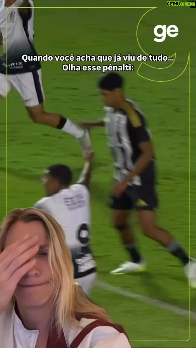 Fernanda Colombo - 5.9K Likes - Só  comente com frases que combinam. Eu começo: “Onde é que eu acertei? Pq onde eu errei tá nítido” 🤣