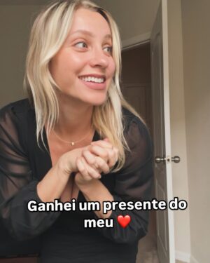 Fernanda Colombo Instagram - Vocês sabem que eu amo isso né! Um dia mostro minha coleção pra vcs 😜
Gostaram?