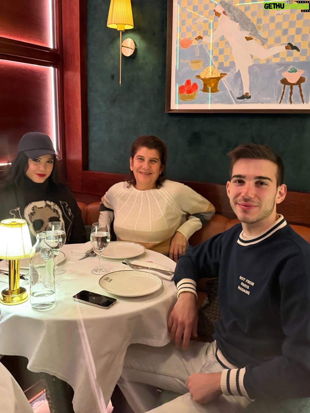 Feyza Civelek - 3 Likes - Güzel bir tatil güzel fotoğraflarla ölümsüzleşti hoşçakal Courchevel bir dahaki sefere kadar ⛷️ 🥳🥰 🇫🇷 💙
#fransa #courchevel