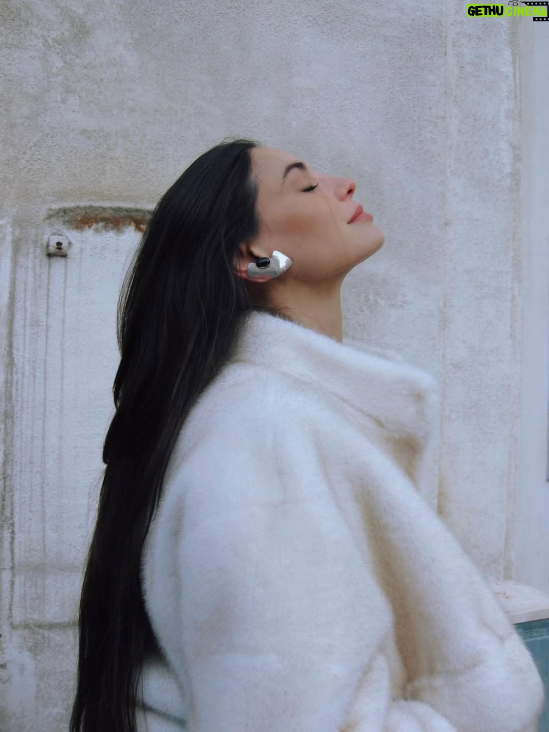Francesca Chillemi - 89.3K Likes - Ai giorni nuovi.