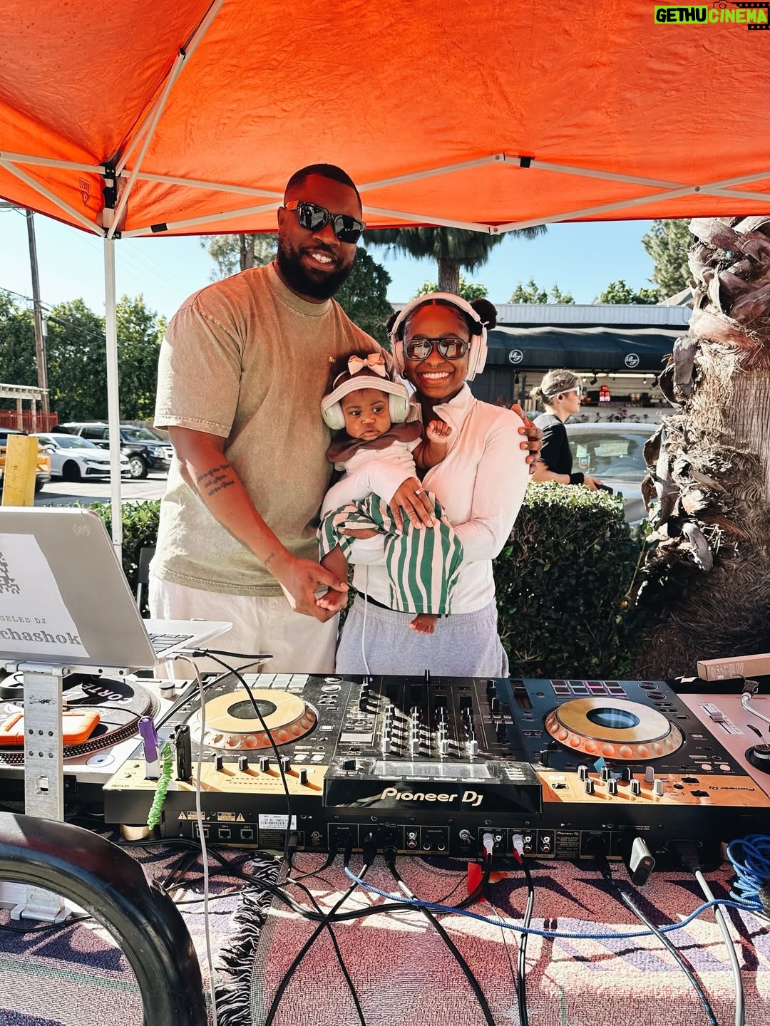 Freddie Ransome - 6.3K Likes - today was special bc it was baby girl’s first time seeing me at work! 🥹 it's so important for her to see the multiple parts of me. we rebuke a box!

love you, @itsjustruff 🩷

thank you for having me, @girlgangcrazy !