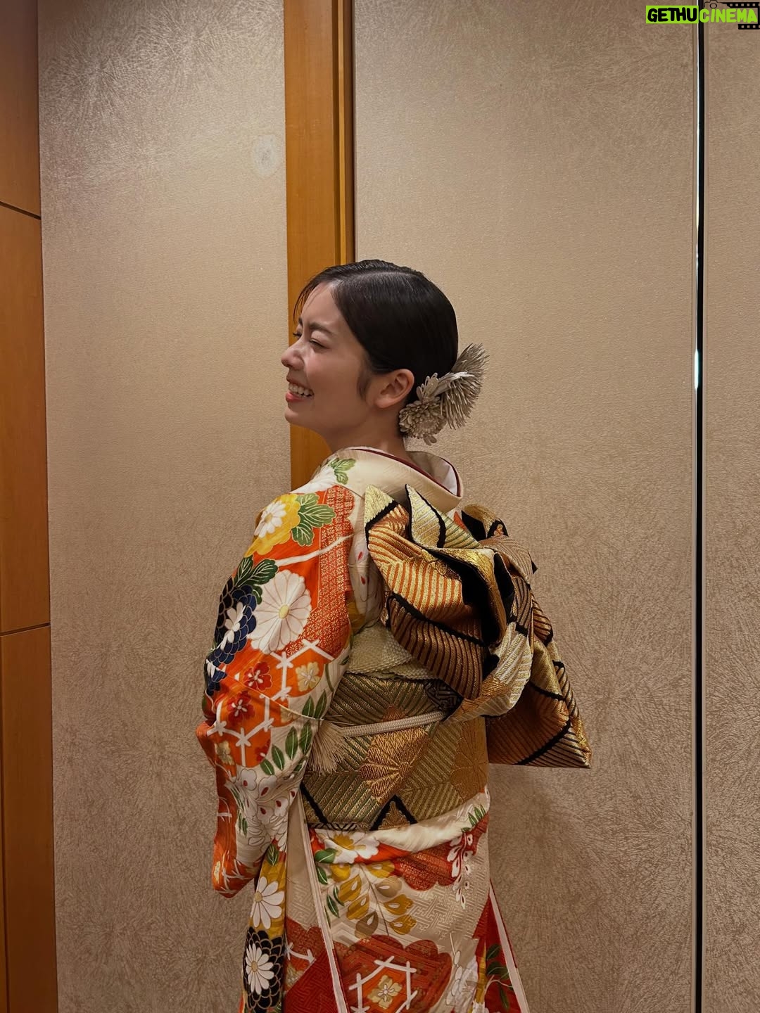Fuka Koshiba - 149.8K Likes - 「The Tabelog Award 2026」
ご受賞された皆様、本当におめでとうございます☺︎✨

私は食べることが大好きで、
美味しいご飯にいつも元気をもらっておりますので、
参加させて頂けてとても嬉しかったです😊

そして数年ぶりに振袖を着せて頂きましたっ！
食べログカラーで、とても華やかでした✨
そしてこの髪飾り！
なんと刺繍で出来ているんです😳
すごく繊細で、光にあたると上品に煌めいて、、
トキメキでした☺️

#thetabelogaward2026