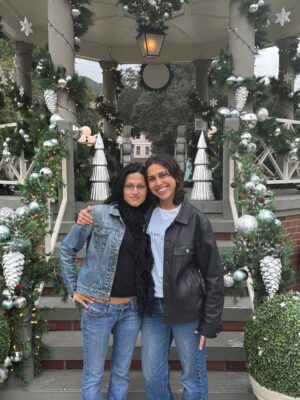 Gabbriette Instagram - Best Christmas ever 🖤
Team Jess