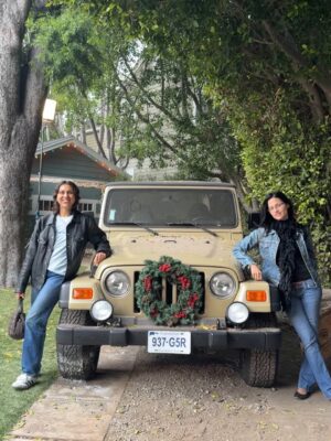 Gabbriette Instagram - Best Christmas ever 🖤
Team Jess