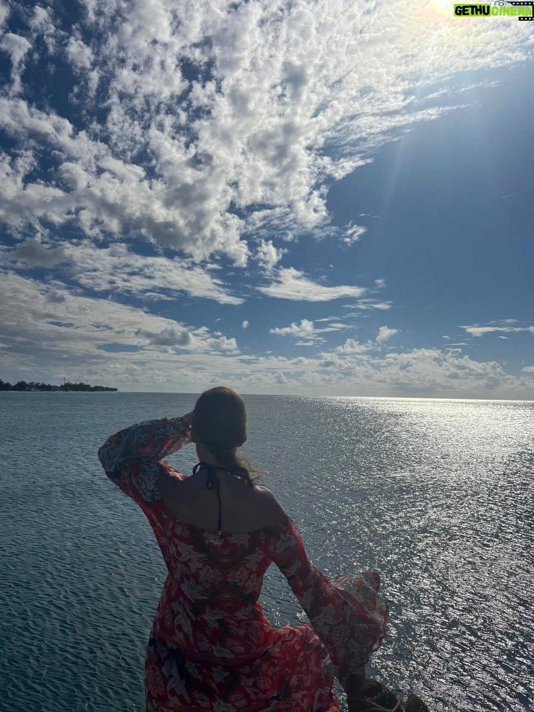 Gabriela Platas - 2.4K Likes - “Qué suerte tenemos”, amé esa frase. ☀️