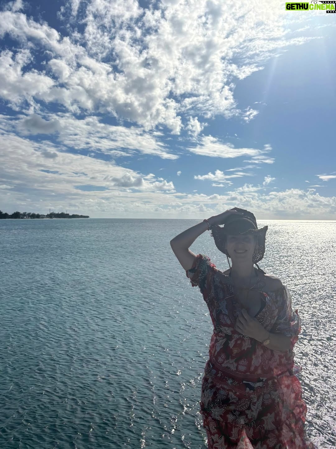 Gabriela Platas - 2.4K Likes - “Qué suerte tenemos”, amé esa frase. ☀️