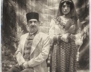 Gelare Abbasi Instagram - . 
خانواده ی ما در بامداد خمار ❤️
کارگردان: نرگس آبیار

تهیه‌کننده: محمدحسین قاسمی
مدیر پروژه: مجیدرضا مصطفوی

@bamdadekhomarofficial 
@sheyda.vod 
@ghasemiofficiall 
@majidrezamostafavi 
@saraa.emammi 
@shady_babaei 
@farshad_arj 
@tarlan_parvanee
@laleheskandari
@mehdi_veral📷عکس
@nafisi_ali