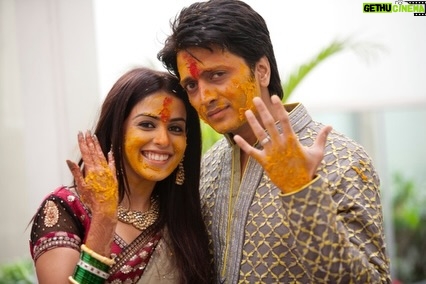 Genelia D'Souza - 1.5 Million Likes - I love you partner - today, tomorrow- forever 💚
You will always be my favourite chapter in this beautiful story Life 💚
Happy Anniversary @riteishd