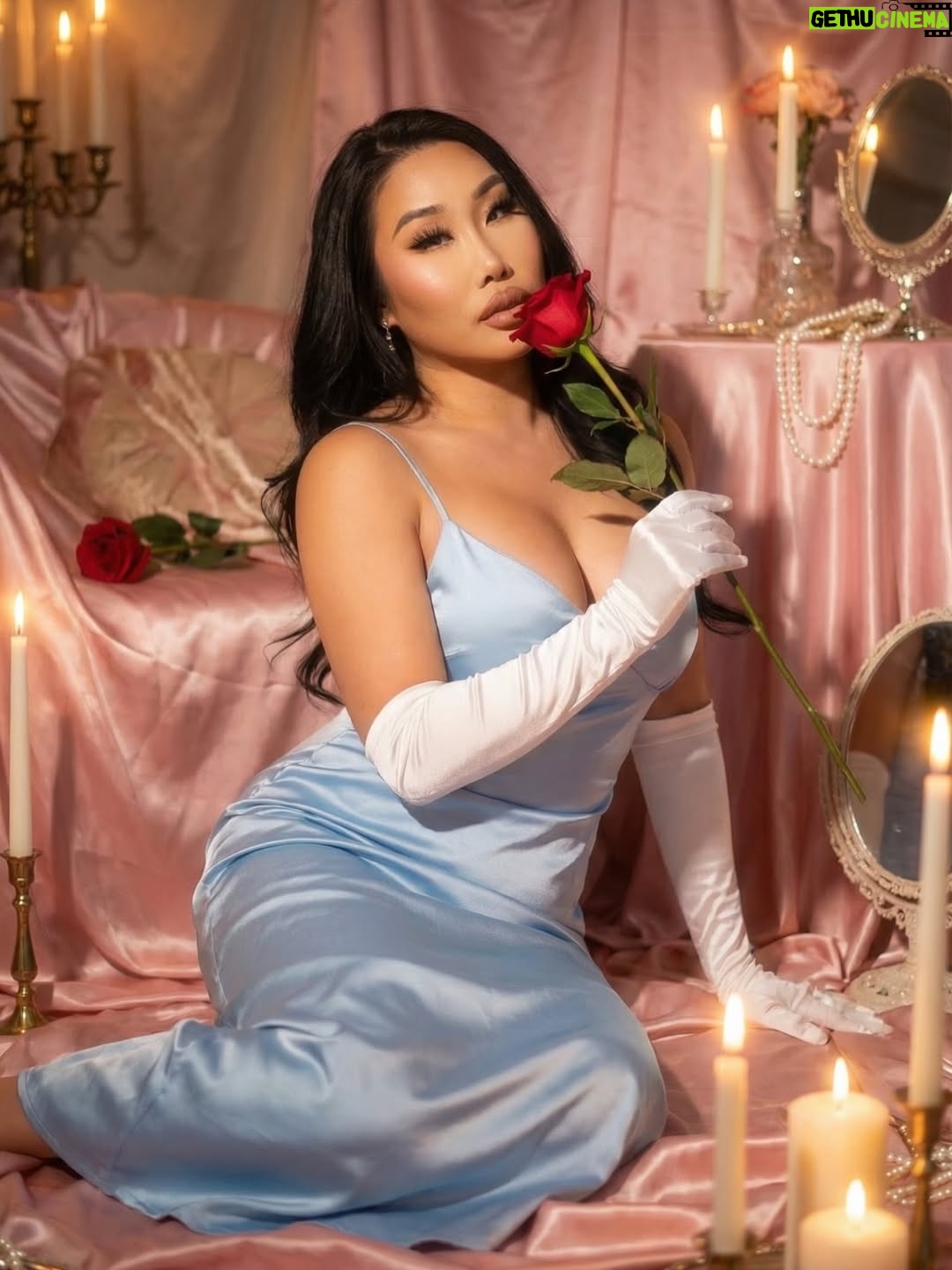 Gia Gunn - 7.2K Likes - Happy Valentines Day🩵 the strongest form of love is self love, don’t forget to treat yourself. you deserve it🥂🍓