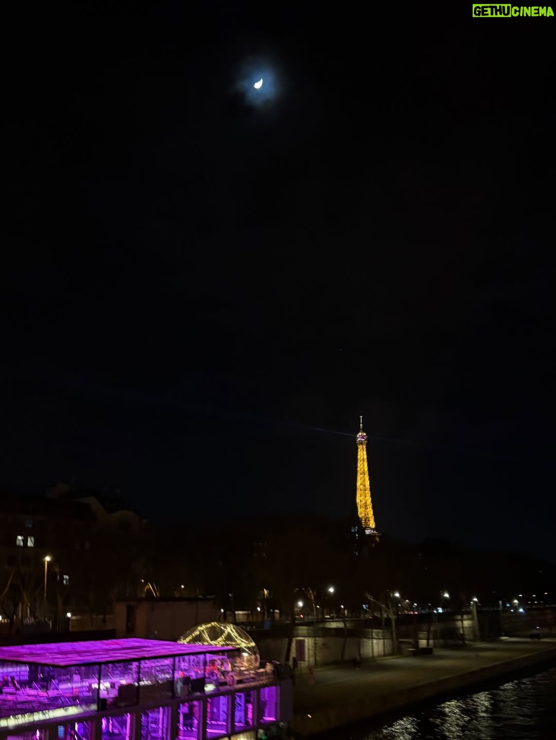 Gia Kim - 291.8K Likes - Very short but very sweet weekend reunion in Paris avec mon frère 🥰🤍 It may seem as though sometimes actors’ lives must always be glamorous. It is not. Yes we’ll share the glamorous parts more as a part of our jobs but it’s one day out of 365 and sometimes it’s enjoyable, but at the end of the day it’s mostly work. But boy am I thankful when I can share them with my brother. Even when he can be a little 😈💩. I love growing old with him and watching him make mistakes and grow from them too. I don’t know how this Paris weekend dump turned into a sibling appreciation post but here we go. lol love you

Thank you for having us together at this fun show @wooyoungmi 🤍