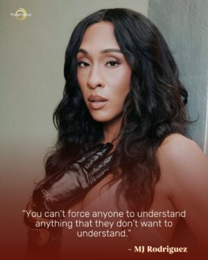 Gina Torres Instagram - Growing up as a Black Latina in the U.S. is a complicated and intersectional journey, as society tries to separate and erase the Afro-Latina identities. These mujeres have pushed through the barriers that come with being Afro-Latinas in a nation that often times tries to put them in one box.📦 Afro-Latino identity is rich and complex, challenging the idea that being Black and Latino can’t coexist. We celebrate #BlackHistoryMonth because it is part of the history and lived experiences of the people in our community.🤎 #Poderistas