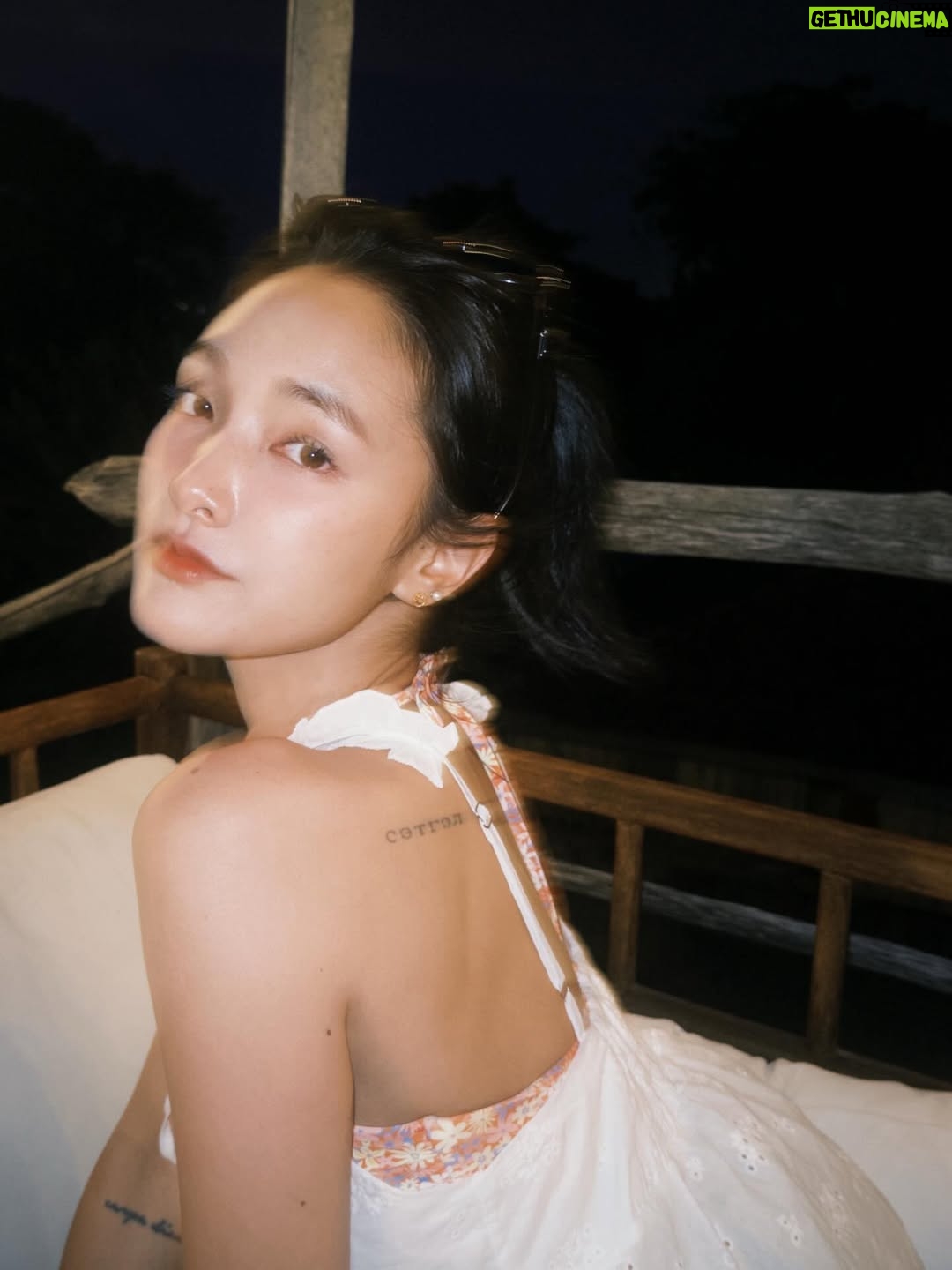Gingle Wang - 109.3K Likes - ：
西瓜汁富翁