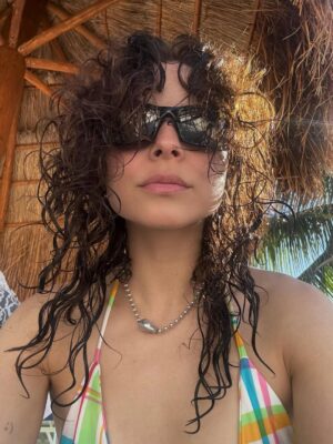 Gisselle Kuri Instagram - Empezamos bonito 🫰🏼