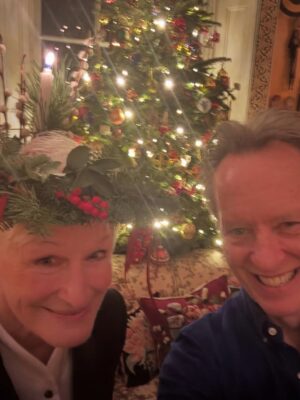 Glenn Close Instagram - What a wonderful time was had last night at Richard's astoundingly beautiful house, decorated to the nines. He's a proper great chef and set a gorgeous table with highly amusing company. I felt so happy to be included. Thank you, Richard. Merry Christmas. 🎄 And thank you @oh.cronk  for my fabulous flaming headdress!