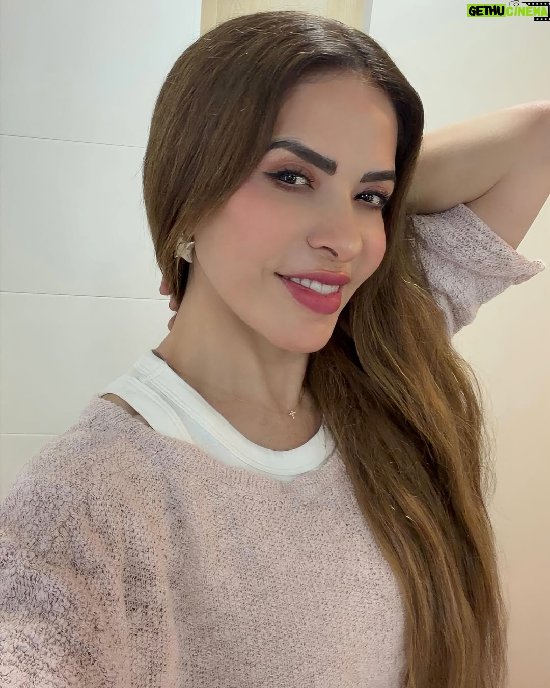 Gloria Trevi - 91.3K Likes - Agradecida, primeramente con Dios, por permitirme llegar a un año más de vida, rodeada de mi familia, de mis fans y de todos y cada uno de ustedes. 💖✨

Hoy, en mi cumpleaños, valoro profundamente cada palabra, cada mensaje, cada video y cada imagen que me han enviado. He estado leyendo y mirando todo con el corazón lleno de amor. Gracias por tomarse un momento de su tiempo para felicitarme y desearme cosas tan bonitas. Los amo infinitamente y gracias siempre. 🫂💕