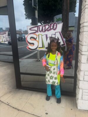 Glozell Green Instagram - Thank you auntie @itsjojosiwa and @jessalynnsiwa for always thinking of us! O’Zell had the time of her life! You know she always has a 🎀on her head! I can’t believe you were about O’Zell’s age when we first met! You are a great role model. Thank you. XoXo 💚