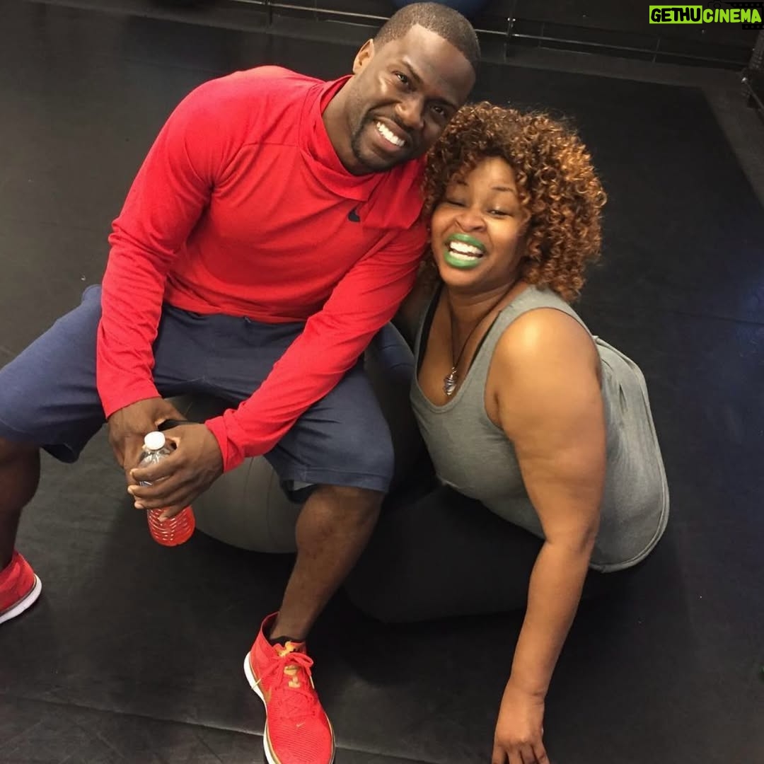 Glozell Green - 6.2K Likes - I heard 2026 is the new 2016. In 2016, my daughter was born, I won a Streamy Award, released my book, starred in the Trolls movie, interviewed Hillary Clinton… the list goes on. Here’s to a great 2026! Xoxo, GloZell 💚