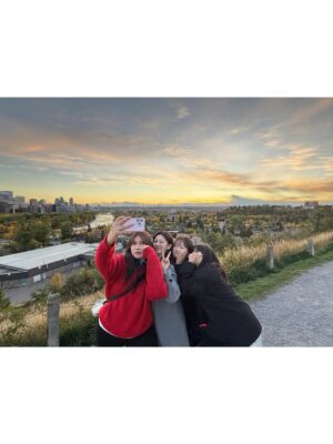 Go Youn-jung Instagram - 🍀🍀🍀🍀🍀🍀🍀🌌