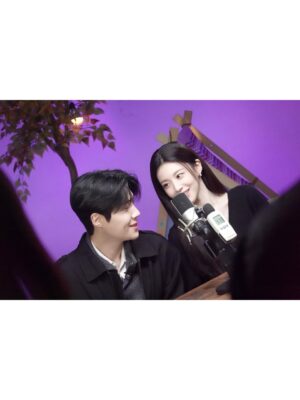 Go Youn-jung Instagram - 무와호🍀
