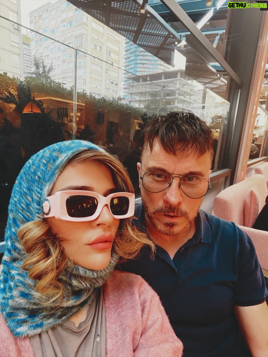 Gonca Vuslateri - 164.7K Likes - Some things. 

With my family.

Life is simple. But significant ! ✨ 

With them 🥹🙏🏼🪽🧿