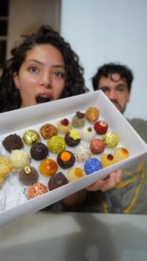 Graciely Junqueira Instagram - Provando docinhos pros nosso casamento part.3