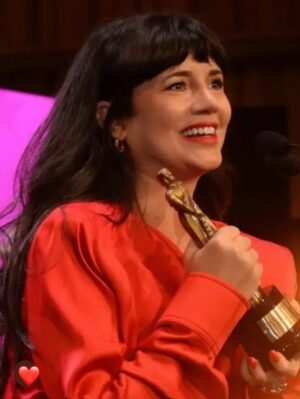 Griselda Siciliani Instagram - Hermosa noche en los premios del cine y las series ❤️💄🧯🐞📌🌶️☎️🧲💋
Celebrando ENVIDIOSA!!!!!

@stellamccartney 
@swarovski_argentina 
@lachicadelosstilettos 
@rfgstylecoaching 
@rominagiangreco 
@nanogmd