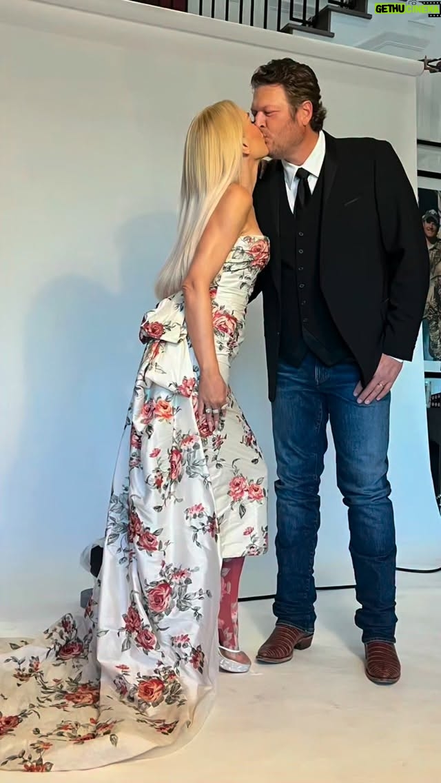 Gwen Stefani - 153.8K Likes - happy Valentine’s Day everyone !! but especially my favorite cowboy @blakeshelton love u so much 💓Gx