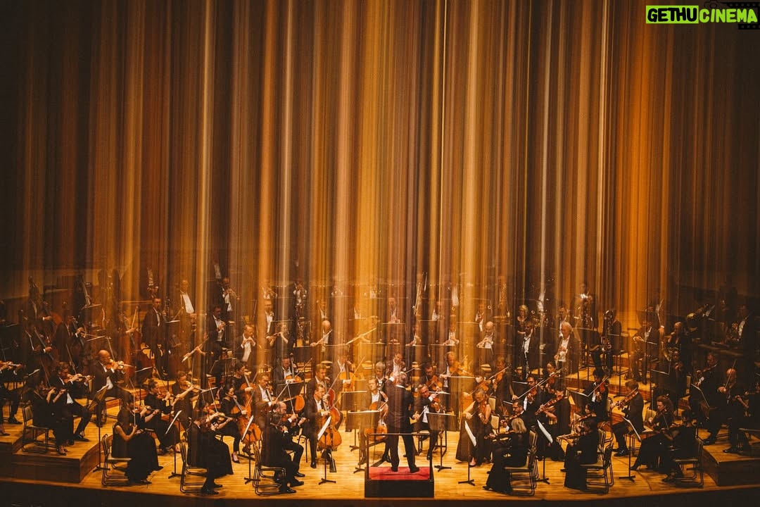 HIMARI - 5.2K Likes - THANK YOU! TOKYO🇯🇵🇨🇭

ORCHESTRE
DE LA SUISSE
ROMANDE
ASIA TOUR 2025

JONATHAN NOTT, CONDUCTOR
HIMARI, VIOLIN

WED. JULY 9
SUNTORY HALL

ジョナサン・ノット指揮
スイス・ロマンド管弦楽団
HIMARI（ヴァイオリン）

2025年7月9日（水）19:00
サントリーホール

..............

ORCHESTRE
DE LA SUISSE
ROMANDE
ASIA TOUR 2025

JONATHAN NOTT, CONDUCTOR
YANG IN MO, VIOLIN
GEORGE LI, PIANO
MICHIAKI UENO, CELLO
HIMARI, VIOLIN

BEIJING 
THU. JULY 3
NATIONAL CENTRE FOR THE PERFORMING ARTS

SEOUL
SAT. JULY 5
SUN. JULY 6
LOTTE CONCERT HALL

KANAGAWA
TUE. JULY 8
MUZA KAWASAKI SYMPHONY HALL

TOKYO
WED. JULY 9
SUNTORY HALL

KYOTO
FRI. JULY 11
KYOTO CONCERT HALL

TOTTORI
SAT. JULY 12
TORIGIN CULTURAL CENTER RIKA HALL

AICHI
SUN. JULY 13
AICHI PREFECTURAL ART THEATER 

#jonathannott #osr #orchestredelasuisseromande #michiakiueno #himari #ジョナサンノット #ノット #スイスロマンド管弦楽団 #上野通明 
@osrorchestre @michiaki_ueno @himariviolin.official 

📸 @nishimaki_tkmi