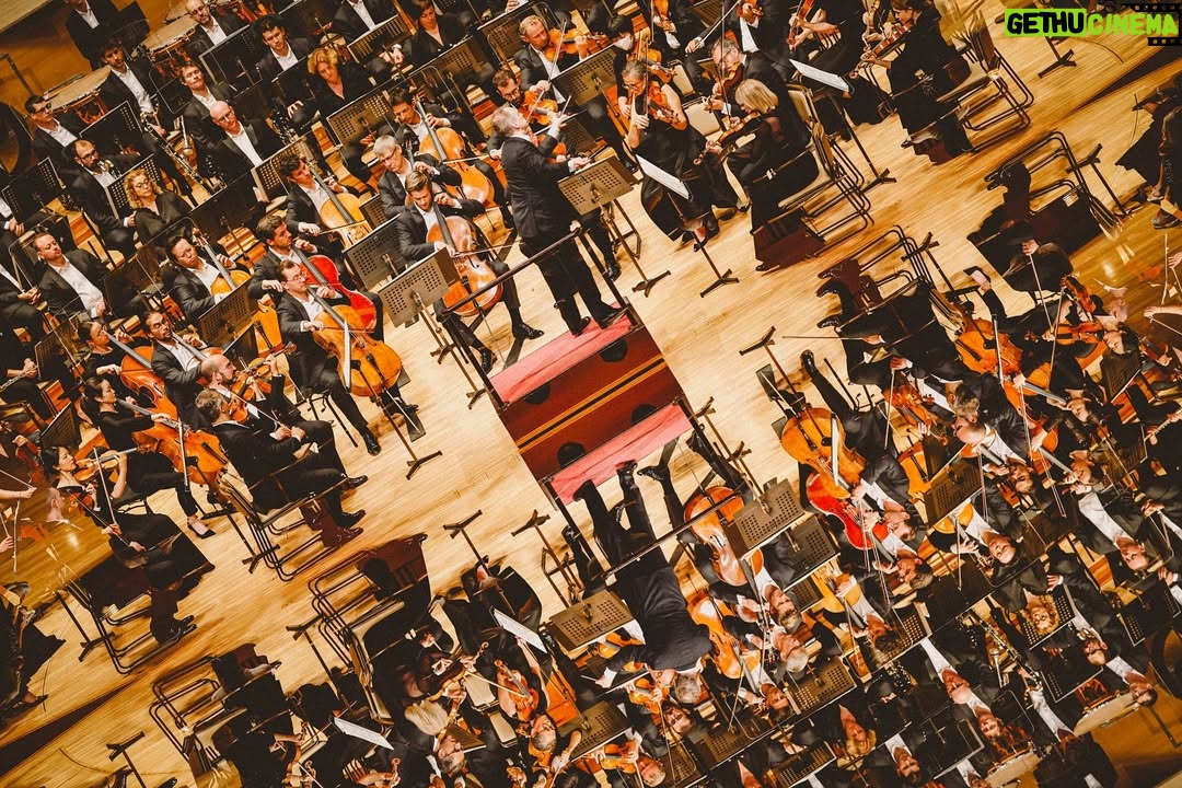 HIMARI - 5.2K Likes - THANK YOU! TOKYO🇯🇵🇨🇭

ORCHESTRE
DE LA SUISSE
ROMANDE
ASIA TOUR 2025

JONATHAN NOTT, CONDUCTOR
HIMARI, VIOLIN

WED. JULY 9
SUNTORY HALL

ジョナサン・ノット指揮
スイス・ロマンド管弦楽団
HIMARI（ヴァイオリン）

2025年7月9日（水）19:00
サントリーホール

..............

ORCHESTRE
DE LA SUISSE
ROMANDE
ASIA TOUR 2025

JONATHAN NOTT, CONDUCTOR
YANG IN MO, VIOLIN
GEORGE LI, PIANO
MICHIAKI UENO, CELLO
HIMARI, VIOLIN

BEIJING 
THU. JULY 3
NATIONAL CENTRE FOR THE PERFORMING ARTS

SEOUL
SAT. JULY 5
SUN. JULY 6
LOTTE CONCERT HALL

KANAGAWA
TUE. JULY 8
MUZA KAWASAKI SYMPHONY HALL

TOKYO
WED. JULY 9
SUNTORY HALL

KYOTO
FRI. JULY 11
KYOTO CONCERT HALL

TOTTORI
SAT. JULY 12
TORIGIN CULTURAL CENTER RIKA HALL

AICHI
SUN. JULY 13
AICHI PREFECTURAL ART THEATER 

#jonathannott #osr #orchestredelasuisseromande #michiakiueno #himari #ジョナサンノット #ノット #スイスロマンド管弦楽団 #上野通明 
@osrorchestre @michiaki_ueno @himariviolin.official 

📸 @nishimaki_tkmi