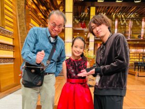 HIMARI Instagram - 11/24(金)テレビ朝日 “報道ステーション”に出演します!
観てね🩷HIMARI
I will be on the News program “Houdoustation”tonight on tvasahi.
Please check it out 😍
#violin #violinist #報道ステーション#tvasahi
#waxman #carmen #カルメン #テレビ朝日
#news #himari #curtis #テレビ #1124 #yumitokunaga
#akikomimata
