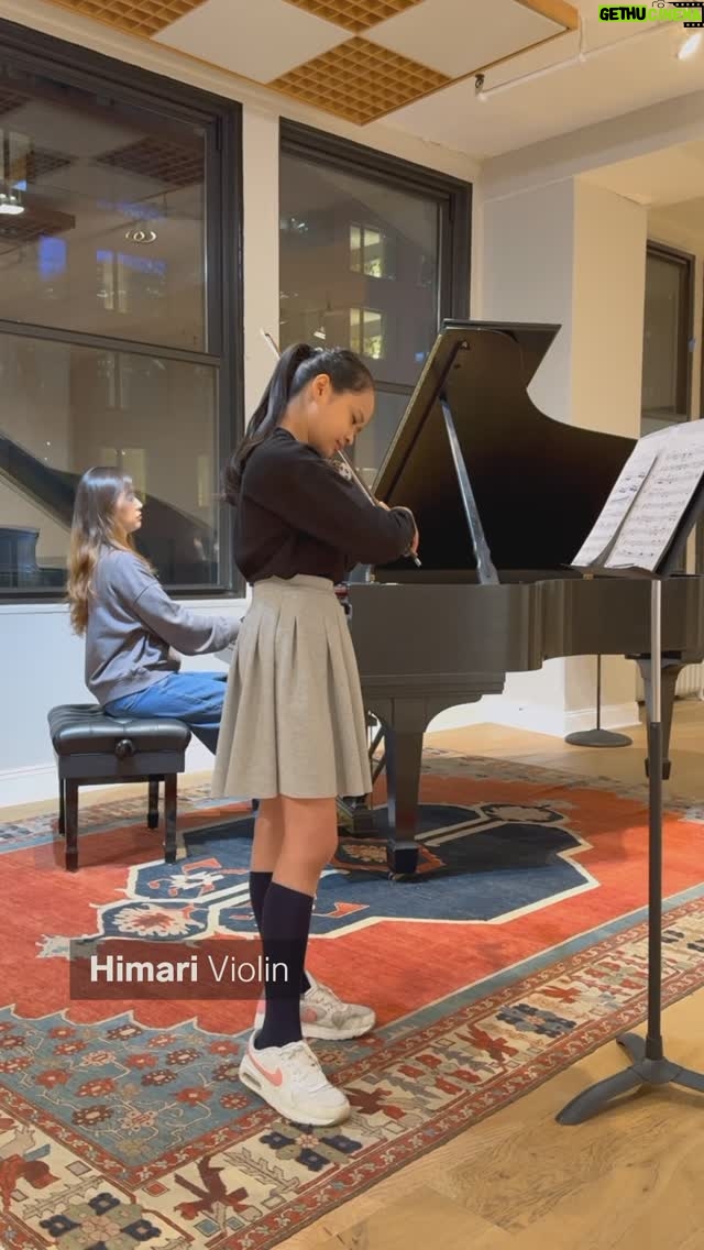 HIMARI - 9K Likes - Thirteen-year-old violin prodigy Himari will make her Philadelphia Orchestra debut during our New Year’s Eve celebration on December 31 with Principal Guest Conductor Marin Alsop! Himari hails from Tokyo, began her violin studies at three years old, and is currently a student at the Curtis Institute of Music. Join us to ring in the new year with Your Philadelphia Orchestra and witness the talent of this young superstar. For more information, visit the link in our bio.